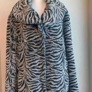 Alfani Faux Fur Animal Print Women’s XL Jacket Coat Zebra Tiger Snaps Lined